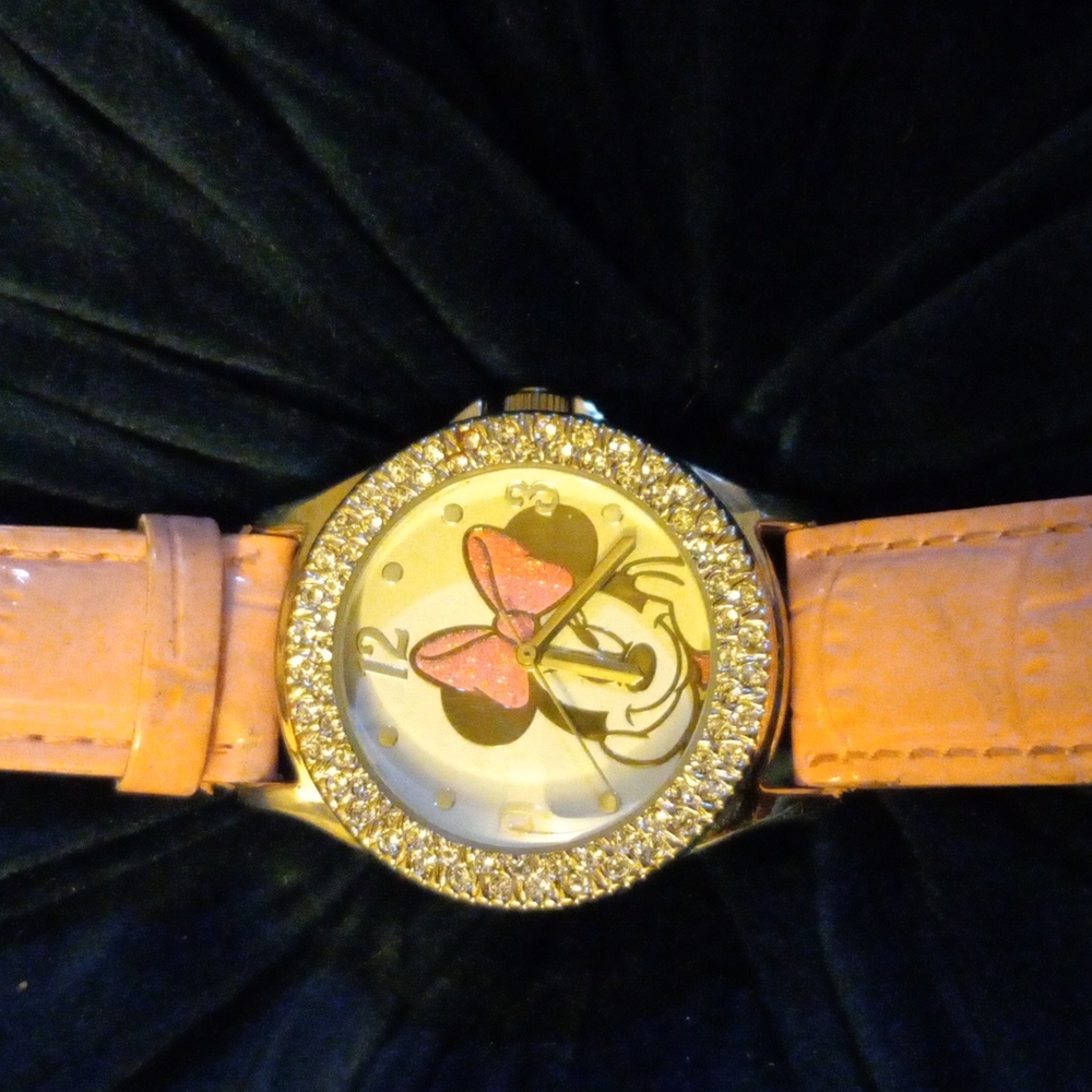 Minie Mouse watch